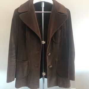 Vintage chocolate brown suede jacket. Suggested size S/M